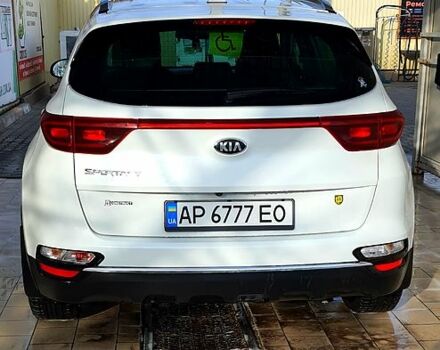 Білий Кіа Sportage, об'ємом двигуна 1.6 л та пробігом 77 тис. км за 19000 $, фото 4 на Automoto.ua