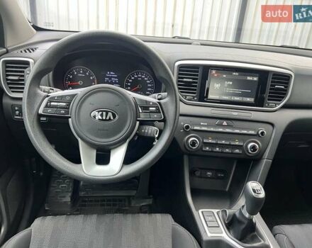 Белый Киа Sportage, объемом двигателя 1.59 л и пробегом 55 тыс. км за 14999 $, фото 12 на Automoto.ua