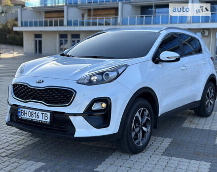 Белый Киа Sportage, объемом двигателя 1.6 л и пробегом 82 тыс. км за 19000 $, фото 22 на Automoto.ua