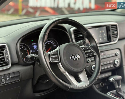 Білий Кіа Sportage, об'ємом двигуна 1.59 л та пробігом 60 тис. км за 17700 $, фото 9 на Automoto.ua