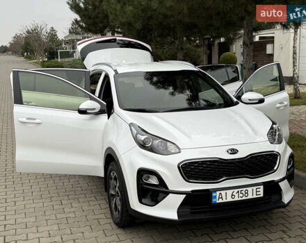Белый Киа Sportage, объемом двигателя 1.59 л и пробегом 72 тыс. км за 18500 $, фото 69 на Automoto.ua