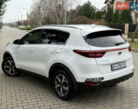 Белый Киа Sportage, объемом двигателя 1.59 л и пробегом 72 тыс. км за 18500 $, фото 3 на Automoto.ua