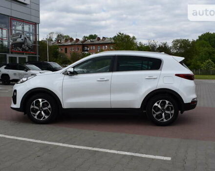 Белый Киа Sportage, объемом двигателя 1.6 л и пробегом 30 тыс. км за 19500 $, фото 2 на Automoto.ua