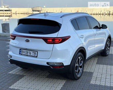 Белый Киа Sportage, объемом двигателя 1.6 л и пробегом 82 тыс. км за 19000 $, фото 17 на Automoto.ua