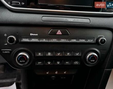 Белый Киа Sportage, объемом двигателя 1.6 л и пробегом 61 тыс. км за 19990 $, фото 20 на Automoto.ua