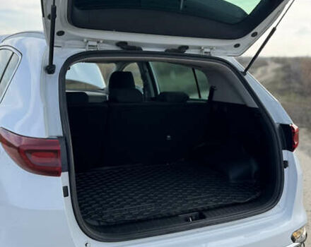 Белый Киа Sportage, объемом двигателя 1.6 л и пробегом 148 тыс. км за 16500 $, фото 27 на Automoto.ua