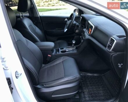 Белый Киа Sportage, объемом двигателя 1.6 л и пробегом 37 тыс. км за 18200 $, фото 37 на Automoto.ua