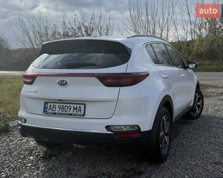 Белый Киа Sportage, объемом двигателя 1.59 л и пробегом 142 тыс. км за 15000 $, фото 4 на Automoto.ua