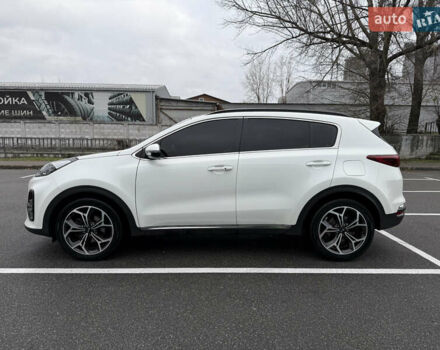 Белый Киа Sportage, объемом двигателя 2 л и пробегом 129 тыс. км за 24900 $, фото 2 на Automoto.ua