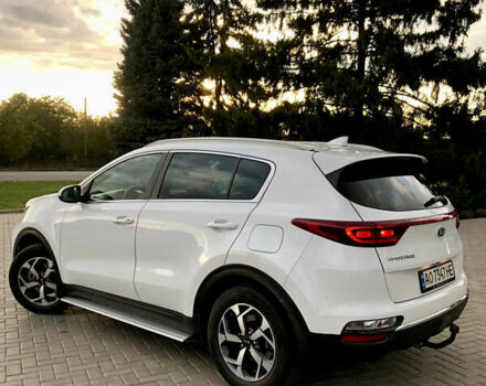 Білий Кіа Sportage, об'ємом двигуна 1.59 л та пробігом 37 тис. км за 21500 $, фото 2 на Automoto.ua