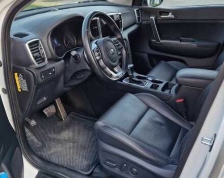 Белый Киа Sportage, объемом двигателя 2 л и пробегом 98 тыс. км за 16900 $, фото 4 на Automoto.ua