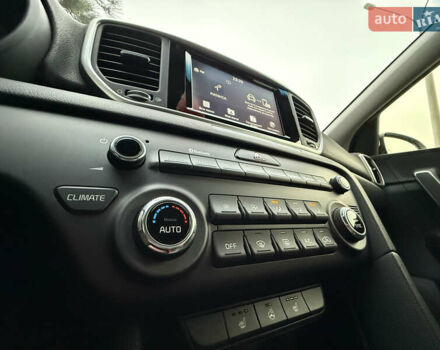 Белый Киа Sportage, объемом двигателя 1.59 л и пробегом 72 тыс. км за 18500 $, фото 103 на Automoto.ua