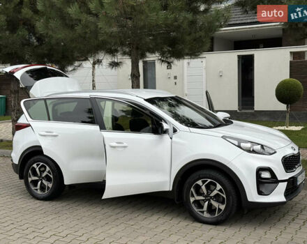 Белый Киа Sportage, объемом двигателя 1.59 л и пробегом 72 тыс. км за 18500 $, фото 70 на Automoto.ua