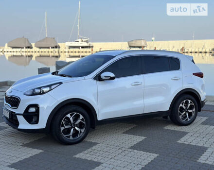 Белый Киа Sportage, объемом двигателя 1.6 л и пробегом 82 тыс. км за 19000 $, фото 11 на Automoto.ua