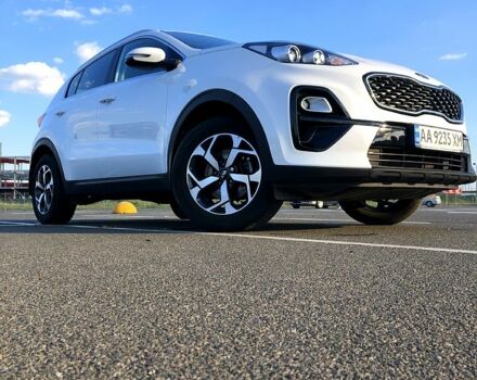 Білий Кіа Sportage, об'ємом двигуна 1.6 л та пробігом 61 тис. км за 18500 $, фото 1 на Automoto.ua