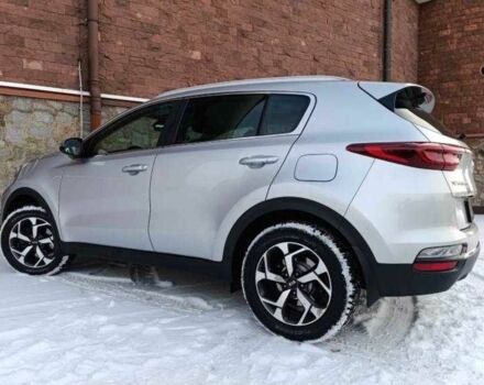 Белый Киа Sportage, объемом двигателя 2 л и пробегом 102 тыс. км за 10200 $, фото 2 на Automoto.ua