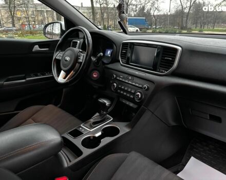 Білий Кіа Sportage, об'ємом двигуна 1.6 л та пробігом 61 тис. км за 19990 $, фото 17 на Automoto.ua
