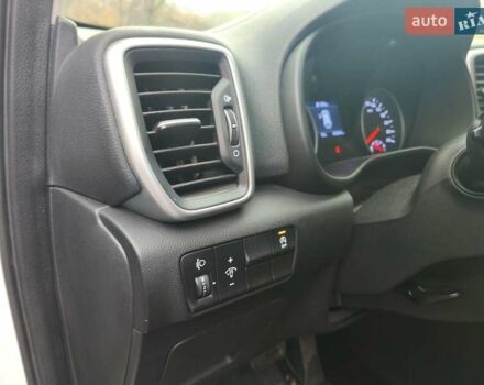 Белый Киа Sportage, объемом двигателя 1.6 л и пробегом 151 тыс. км за 19500 $, фото 21 на Automoto.ua