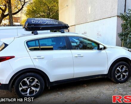 Білий Кіа Sportage, об'ємом двигуна 1.6 л та пробігом 77 тис. км за 19000 $, фото 13 на Automoto.ua