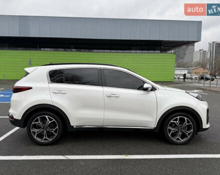 Белый Киа Sportage, объемом двигателя 2 л и пробегом 129 тыс. км за 24900 $, фото 6 на Automoto.ua
