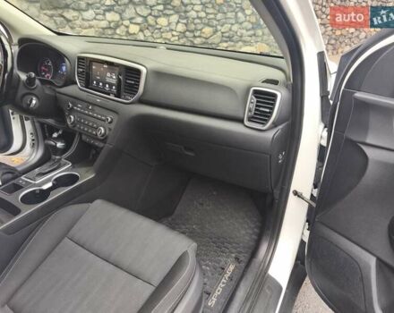 Белый Киа Sportage, объемом двигателя 1.6 л и пробегом 151 тыс. км за 19500 $, фото 30 на Automoto.ua