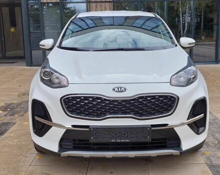 Белый Киа Sportage, объемом двигателя 2 л и пробегом 47 тыс. км за 8300 $, фото 4 на Automoto.ua