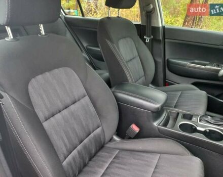Белый Киа Sportage, объемом двигателя 1.59 л и пробегом 53 тыс. км за 16950 $, фото 39 на Automoto.ua