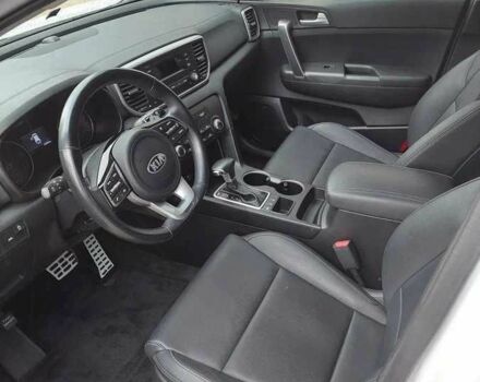 Белый Киа Sportage, объемом двигателя 2 л и пробегом 47 тыс. км за 8300 $, фото 5 на Automoto.ua