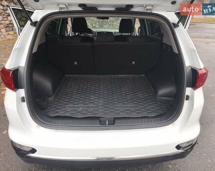 Белый Киа Sportage, объемом двигателя 1.6 л и пробегом 151 тыс. км за 19500 $, фото 26 на Automoto.ua