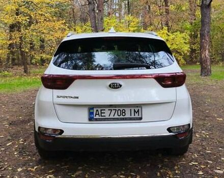 Білий Кіа Sportage, об'ємом двигуна 1.59 л та пробігом 65 тис. км за 17500 $, фото 8 на Automoto.ua