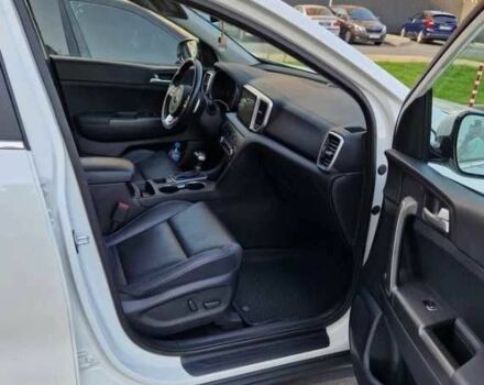 Белый Киа Sportage, объемом двигателя 2 л и пробегом 98 тыс. км за 16900 $, фото 5 на Automoto.ua