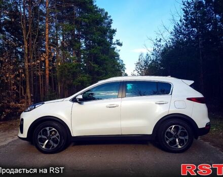 Білий Кіа Sportage, об'ємом двигуна 1.6 л та пробігом 68 тис. км за 21600 $, фото 4 на Automoto.ua