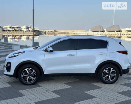 Белый Киа Sportage, объемом двигателя 1.6 л и пробегом 82 тыс. км за 19000 $, фото 12 на Automoto.ua