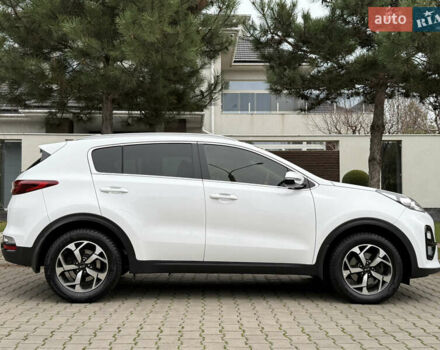 Белый Киа Sportage, объемом двигателя 1.59 л и пробегом 72 тыс. км за 18500 $, фото 53 на Automoto.ua