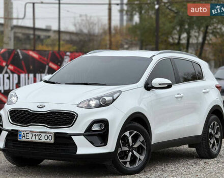 Білий Кіа Sportage, об'ємом двигуна 1.59 л та пробігом 60 тис. км за 17700 $, фото 5 на Automoto.ua