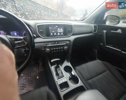Белый Киа Sportage, объемом двигателя 1.6 л и пробегом 151 тыс. км за 19500 $, фото 28 на Automoto.ua