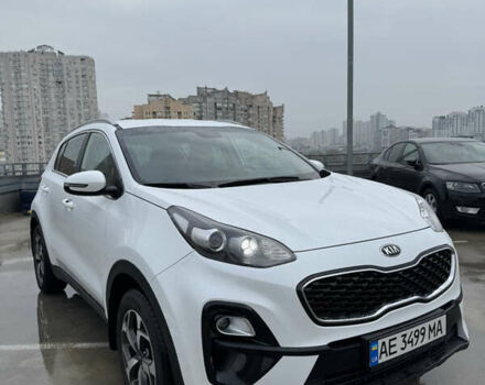 Білий Кіа Sportage, об'ємом двигуна 1.59 л та пробігом 180 тис. км за 15600 $, фото 1 на Automoto.ua