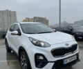 Білий Кіа Sportage, об'ємом двигуна 1.59 л та пробігом 180 тис. км за 15600 $, фото 1 на Automoto.ua