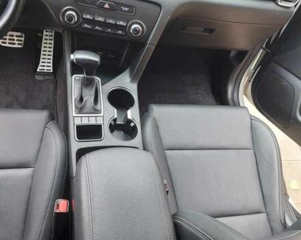 Белый Киа Sportage, объемом двигателя 2 л и пробегом 47 тыс. км за 8300 $, фото 7 на Automoto.ua