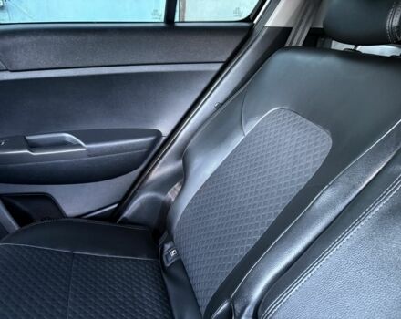 Белый Киа Sportage, объемом двигателя 1.6 л и пробегом 66 тыс. км за 19500 $, фото 10 на Automoto.ua