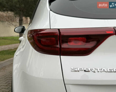 Белый Киа Sportage, объемом двигателя 1.59 л и пробегом 72 тыс. км за 18500 $, фото 20 на Automoto.ua