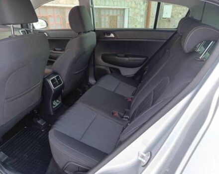 Белый Киа Sportage, объемом двигателя 2 л и пробегом 102 тыс. км за 10200 $, фото 18 на Automoto.ua