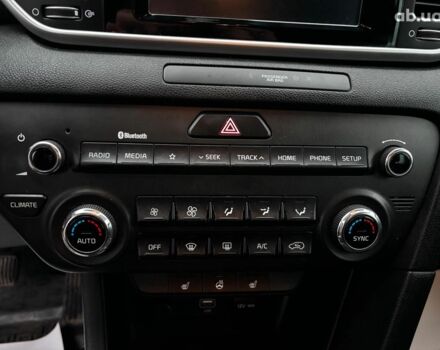 Білий Кіа Sportage, об'ємом двигуна 1.6 л та пробігом 61 тис. км за 19990 $, фото 21 на Automoto.ua