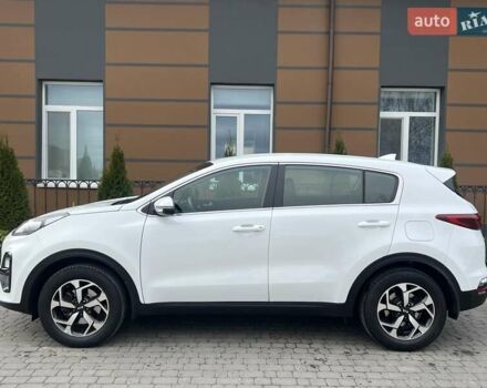 Белый Киа Sportage, объемом двигателя 1.59 л и пробегом 55 тыс. км за 14999 $, фото 2 на Automoto.ua
