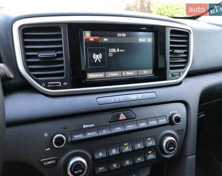 Белый Киа Sportage, объемом двигателя 1.6 л и пробегом 191 тыс. км за 16700 $, фото 29 на Automoto.ua