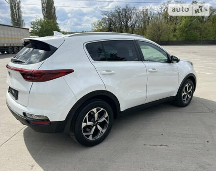 Белый Киа Sportage, объемом двигателя 1.59 л и пробегом 53 тыс. км за 18900 $, фото 7 на Automoto.ua