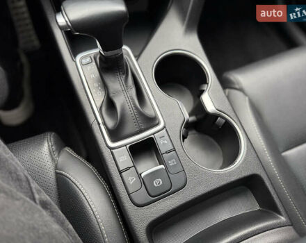 Белый Киа Sportage, объемом двигателя 2 л и пробегом 129 тыс. км за 24900 $, фото 21 на Automoto.ua