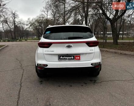 Белый Киа Sportage, объемом двигателя 1.6 л и пробегом 61 тыс. км за 19990 $, фото 3 на Automoto.ua