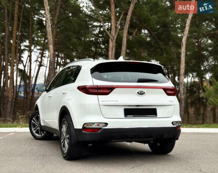 Белый Киа Sportage, объемом двигателя 1.6 л и пробегом 84 тыс. км за 19700 $, фото 17 на Automoto.ua