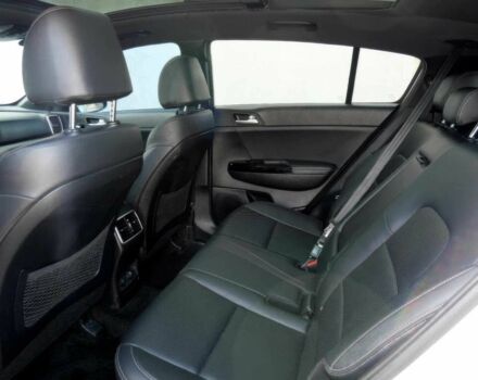 Белый Киа Sportage, объемом двигателя 2.4 л и пробегом 34 тыс. км за 10000 $, фото 11 на Automoto.ua